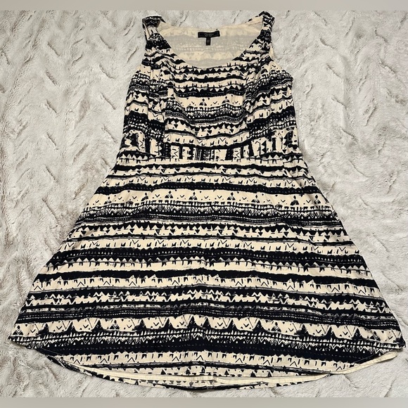 *BOGO* Jessica Simpson Archipelago Tribal Print Dress Junior’s Size 20 - Picture 1 of 12
